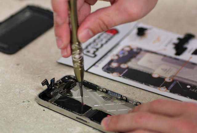 IPhone Repair Store is the best place for fixing problems